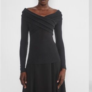 Aritzia women’s black long sleeves top M